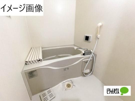 �y���̑��z�@�o�X�^�V�����[