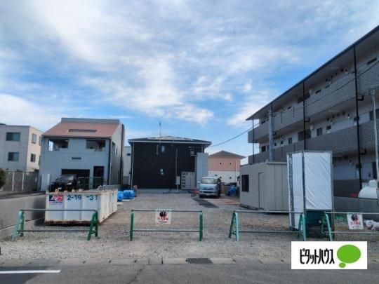 �V���f������