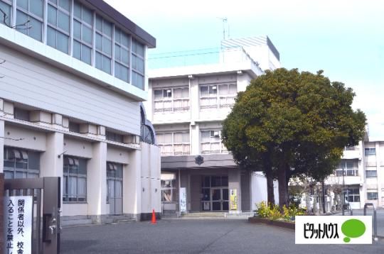 【周辺】　富士市立吉永第一小学校：1591m