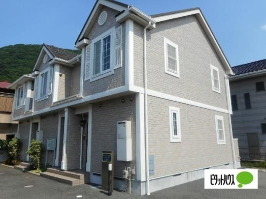 �I���e���V�A�T�P�O